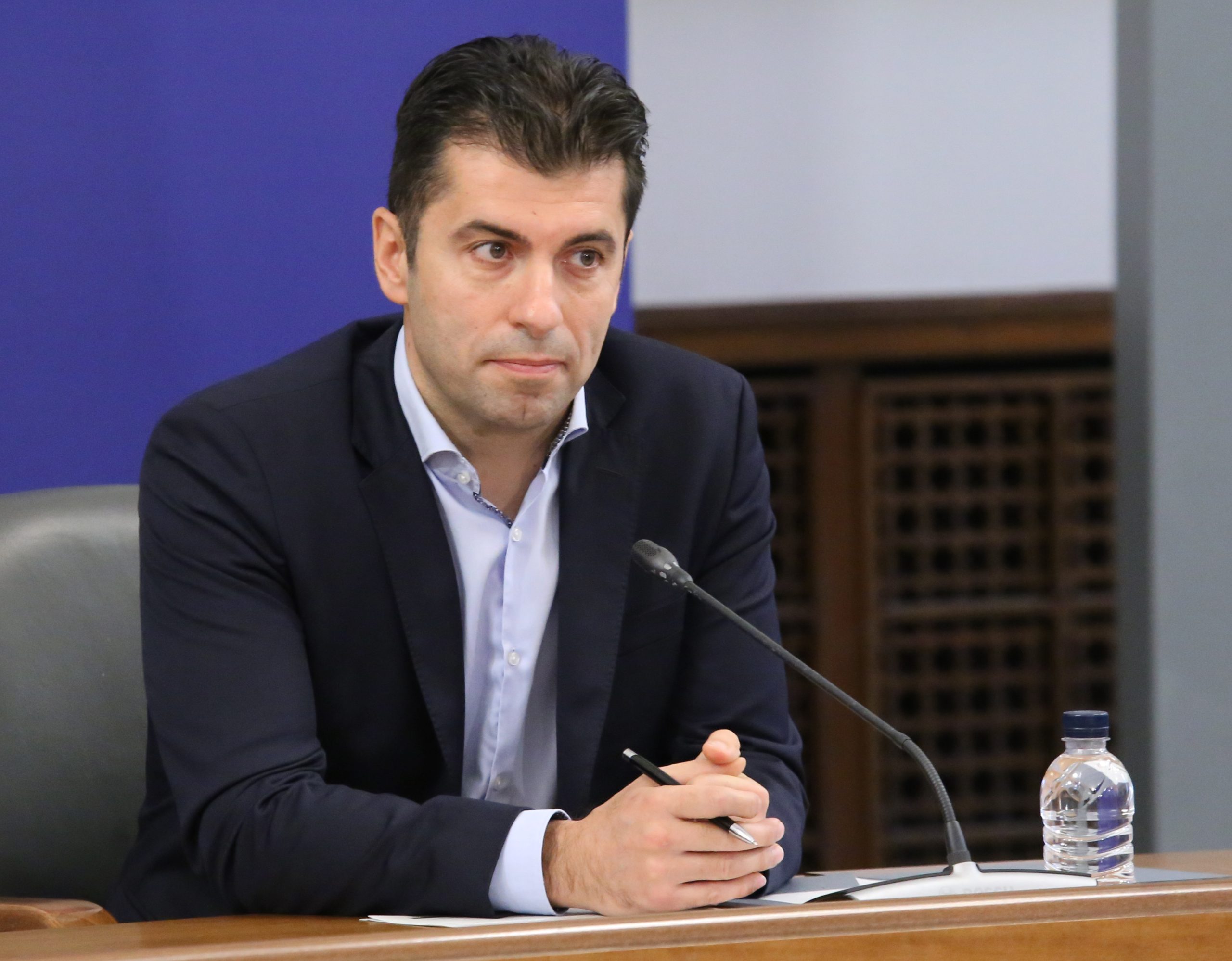 Кирил Петков мин. на икономиката