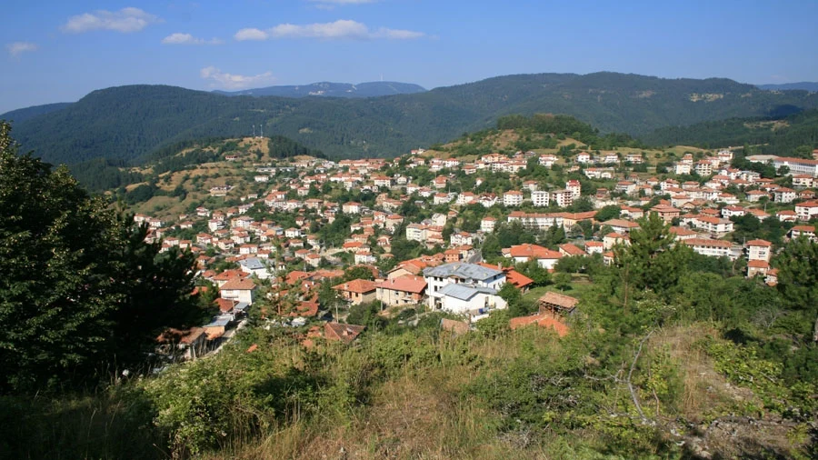 село момчиловци
