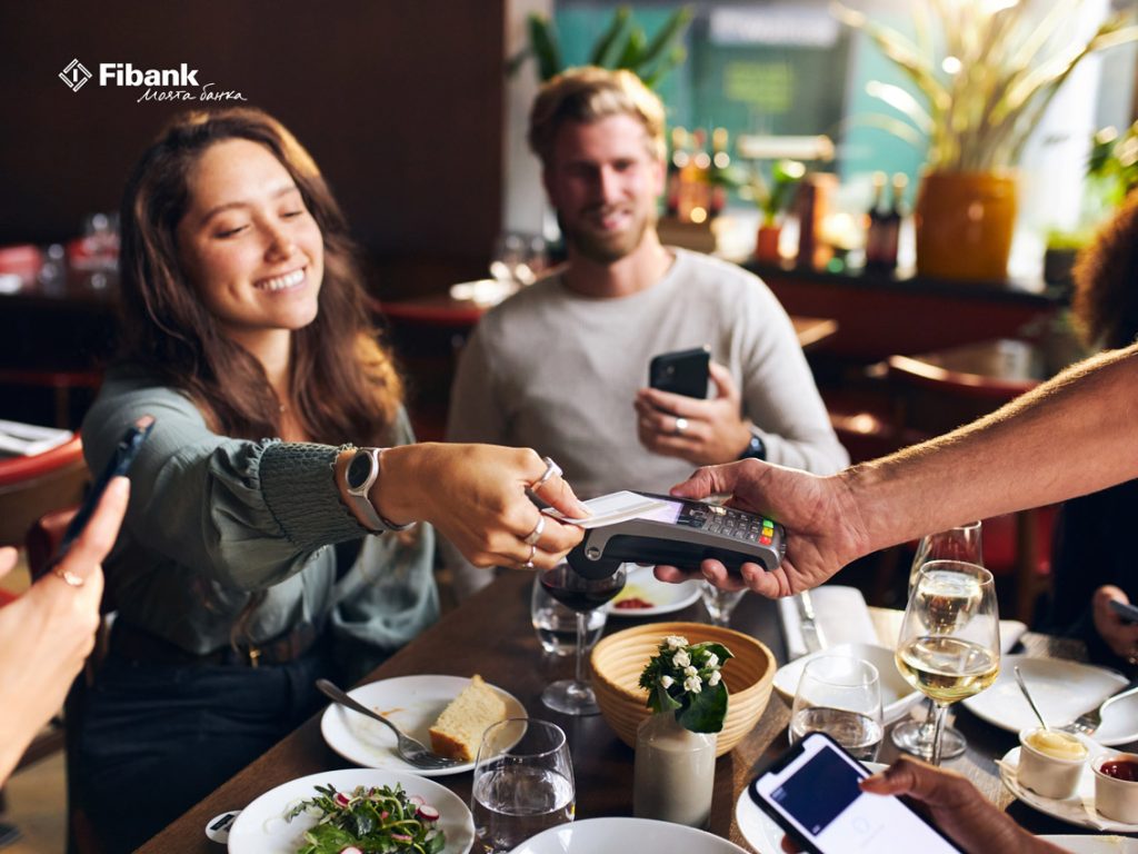 Fibank предлага ПОС терминали с нови функции Fibank-POS-tips
