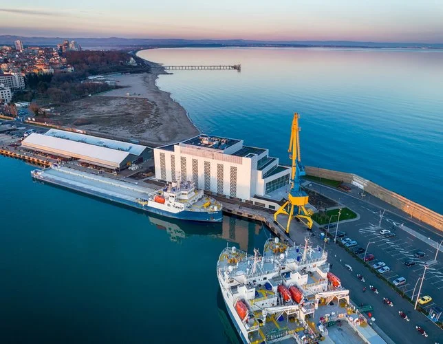 fond tri moreta bmf port burgas