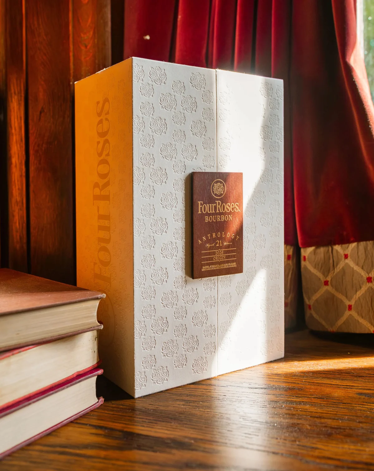 Four Roses атакува луксозния колекционерски клас уискита със серията Anthology 4 Four Roses атакува луксозния колекционерски клас уискита със серията Anthology