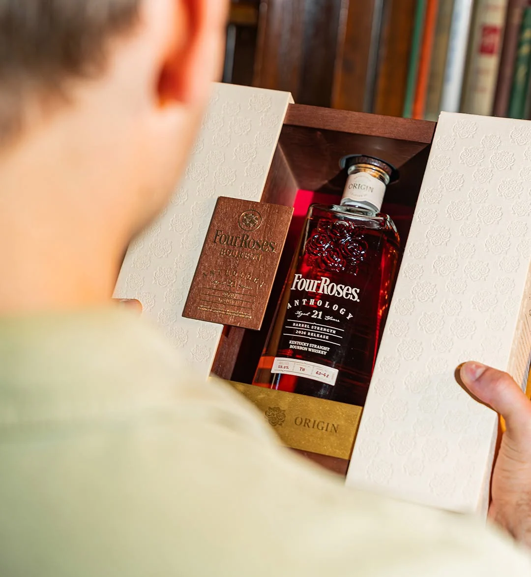 Four Roses атакува луксозния колекционерски клас уискита със серията Anthology 3 Four Roses атакува луксозния колекционерски клас уискита със серията Anthology