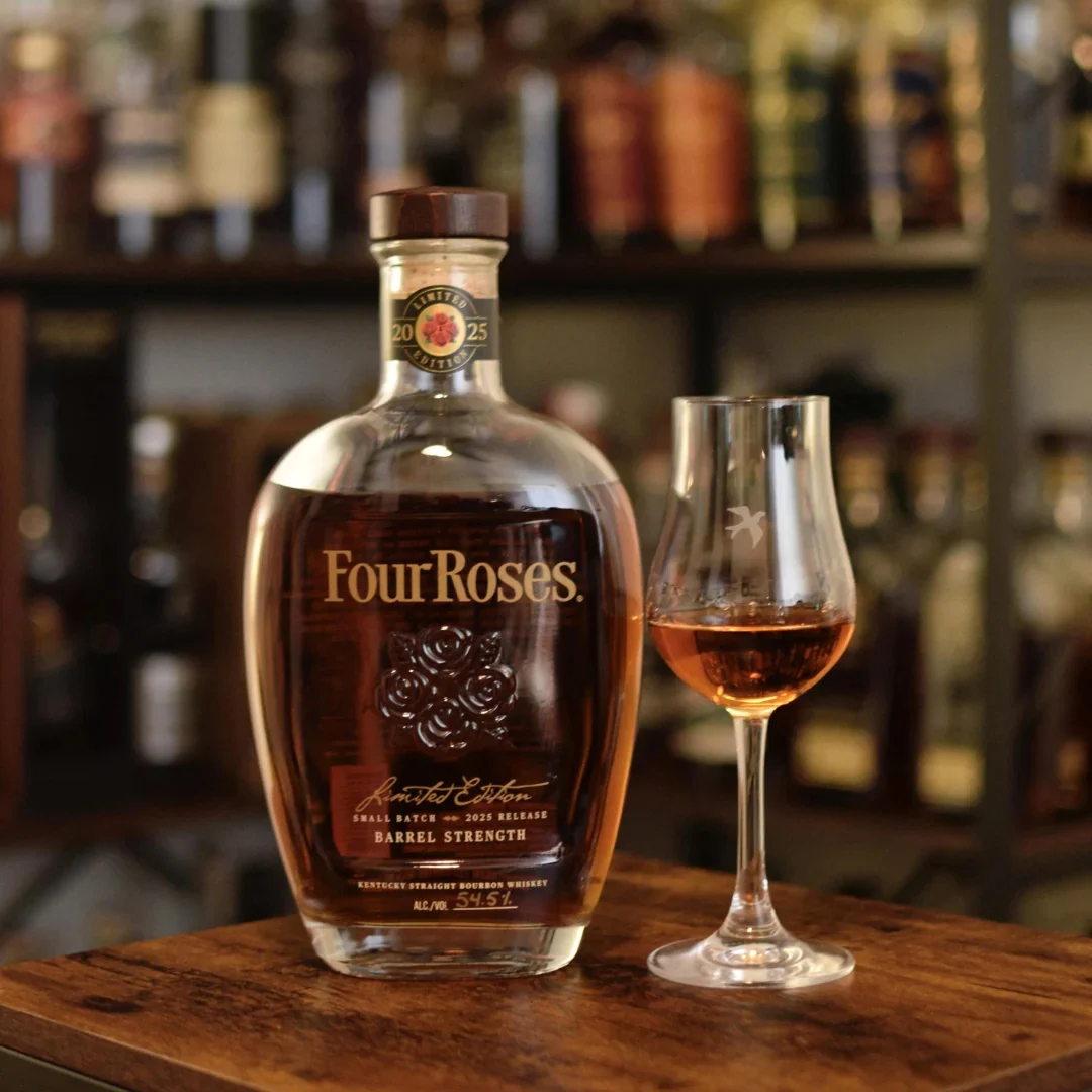 Four Roses представя най-старият си бърбън в ново лимитирано издание Limited Edition Small Batch
