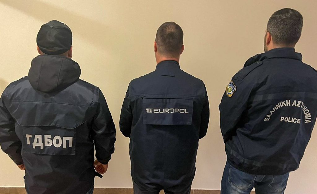 Разбиха престъпна мрежа за трафик на мигранти от Турция през България