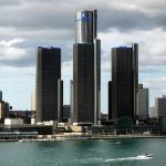 General Motors _Renaissance_Center_-_Hôtel_le_plus_haut_en_Amérique_du_Nord