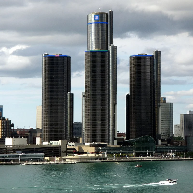 General Motors _Renaissance_Center_-_Hôtel_le_plus_haut_en_Amérique_du_Nord