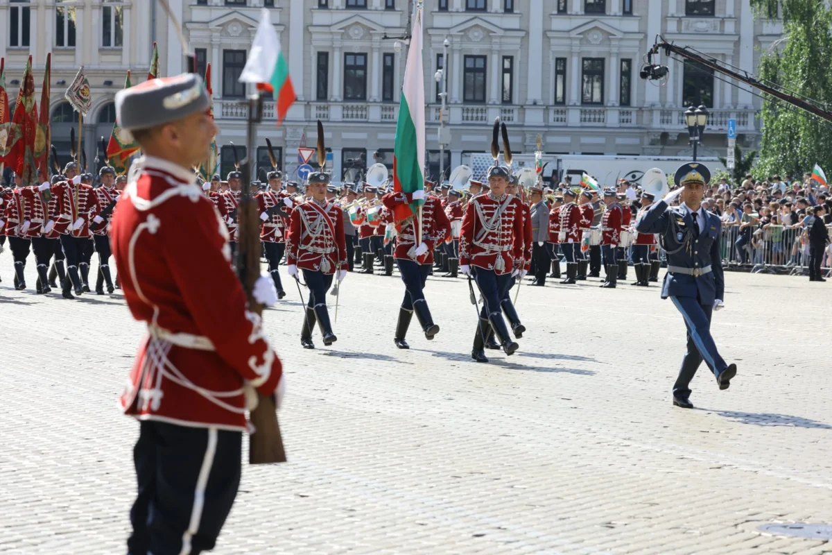 Проведе се водосвет на бойните знамена и знамената светини
