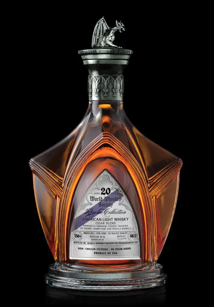 Световното уиски общество представя 20-годишно уиски Cigar Blend Gothic Edition