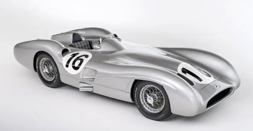 F1 болид на Mercedes от 1955 г. продаден за рекордните 53 млн. долара на търг
