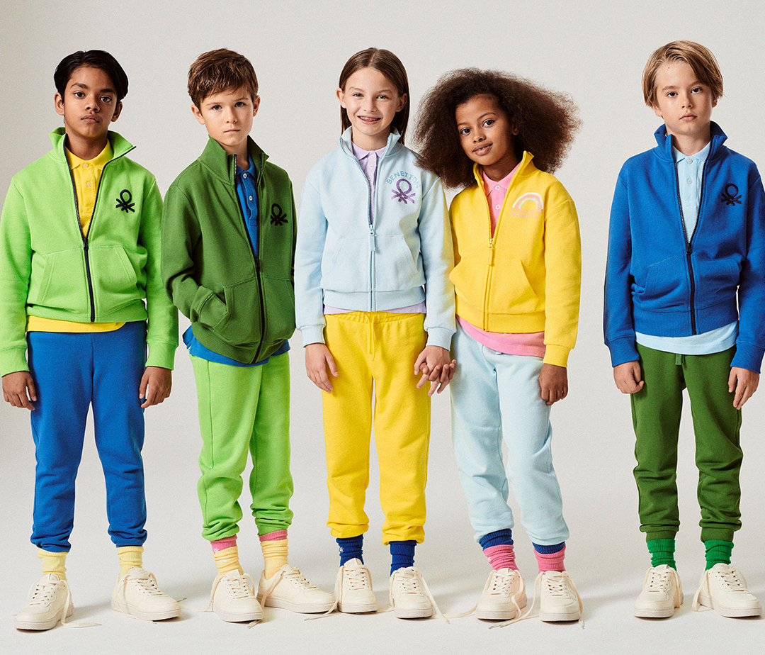 Benetton затваря над 400 магазина по света