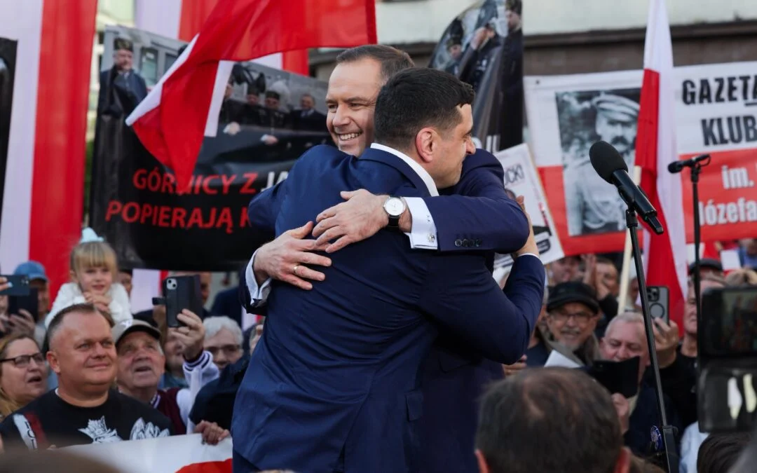 Симион и Навроцки