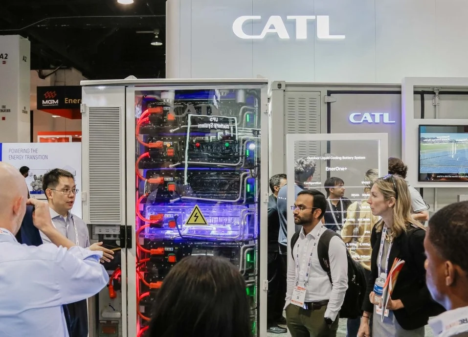 Рекорден ръст за акциите на CATL след голяма сделка за системи за енергийно съхранение 4 CATL постигна 99.6% възстановяване на материали от рециклирането на батерии