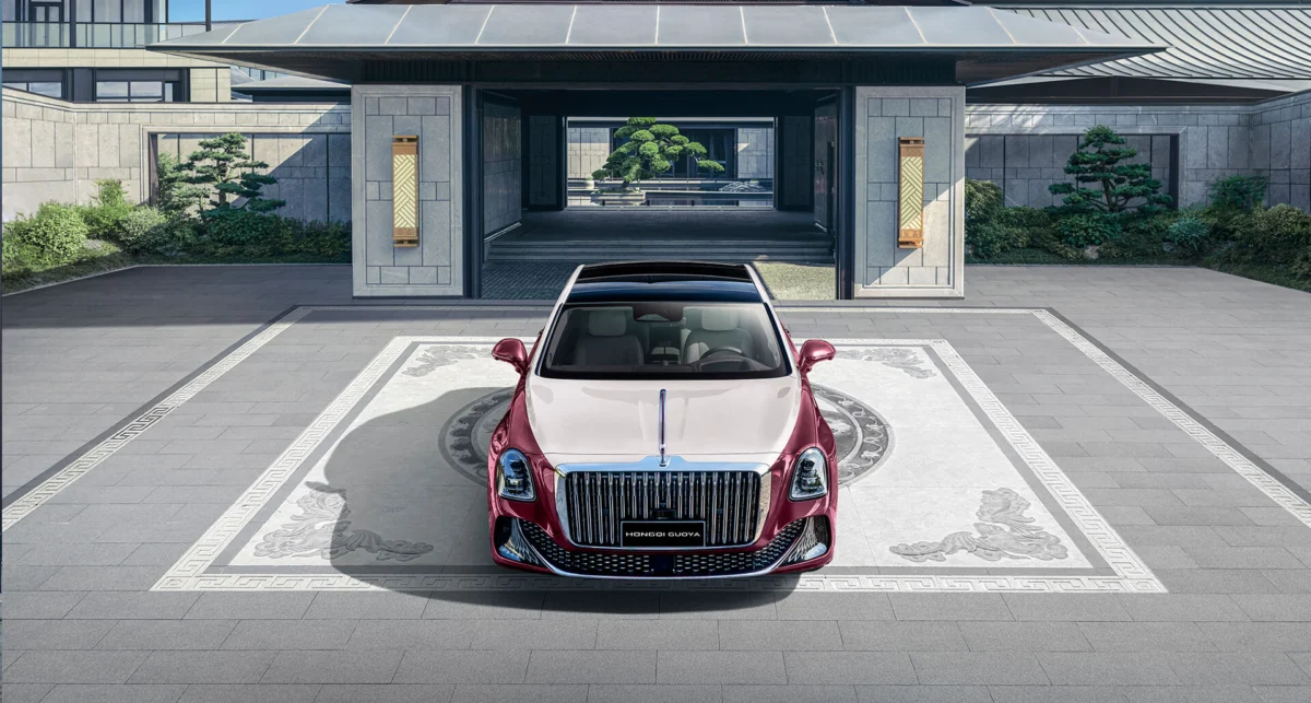Китайската премиум марка автомобили HONGQI направи предпремиерен дебют с два от моделите си на „Гала в София“ на Соня Йончева
