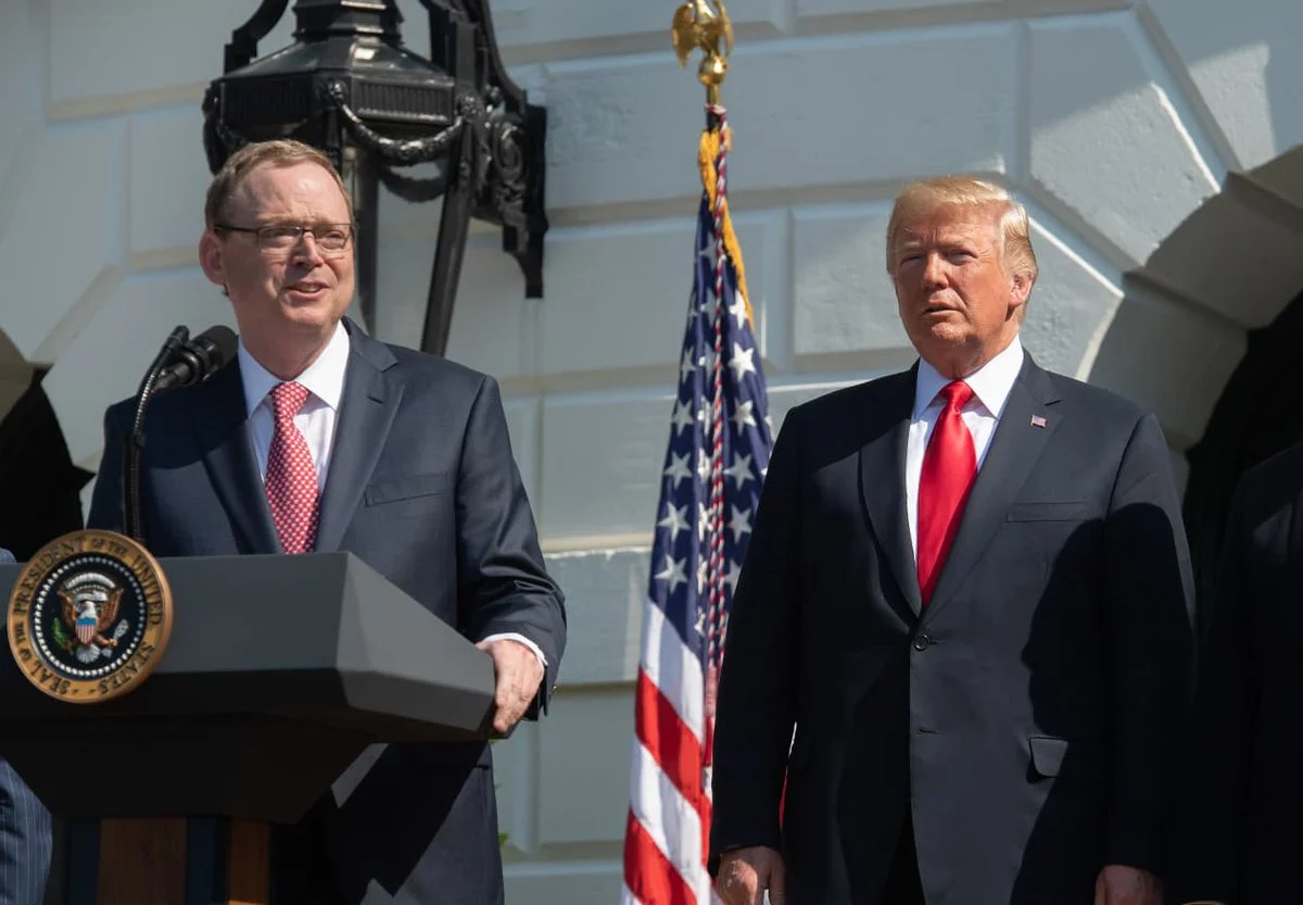 Хасет се очертава като фаворит в пресяването на кандидати за председател на ФЕД