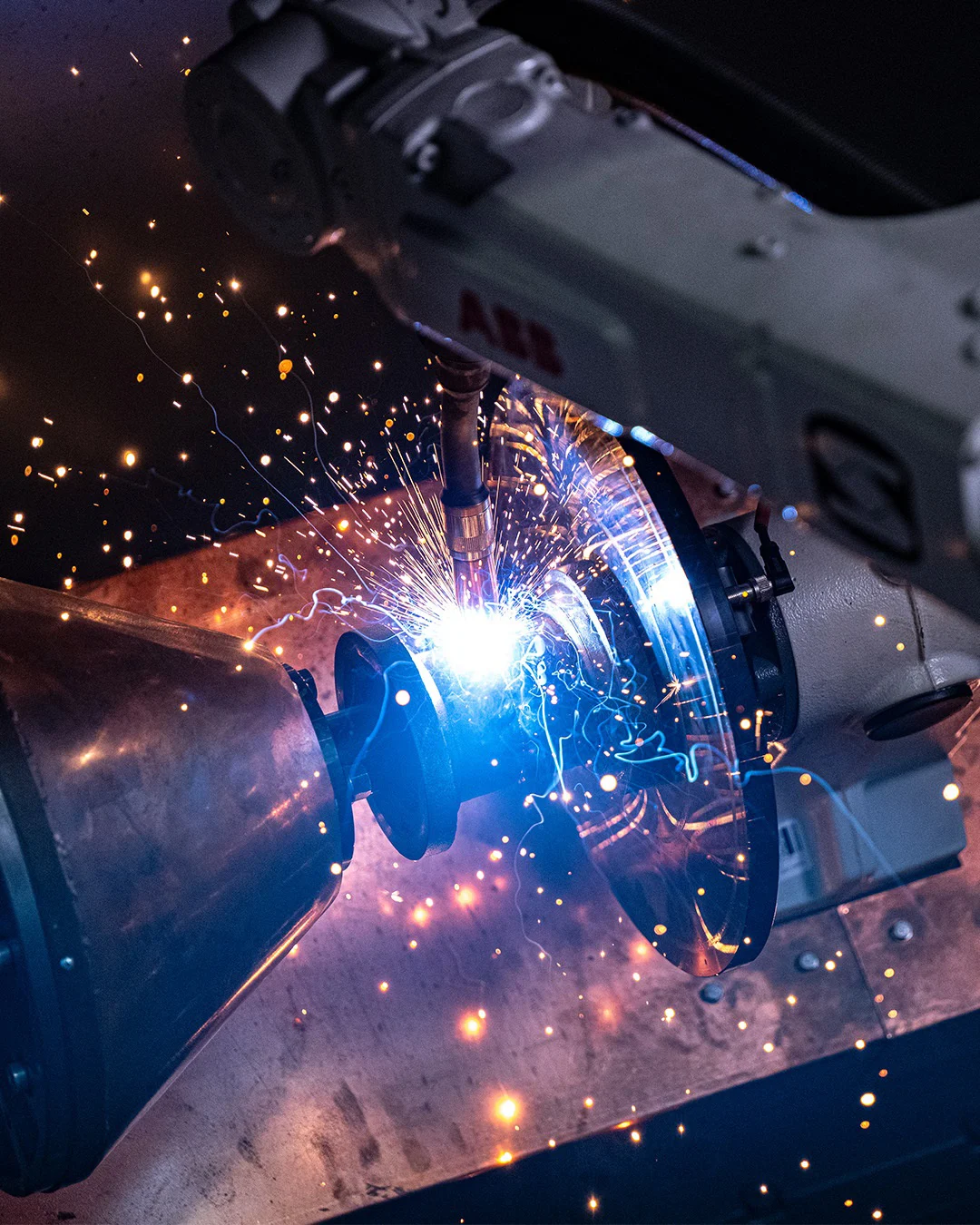 Даниел Кретински продава 20% от стоманодобива на Thyssenkrupp Steel Europe