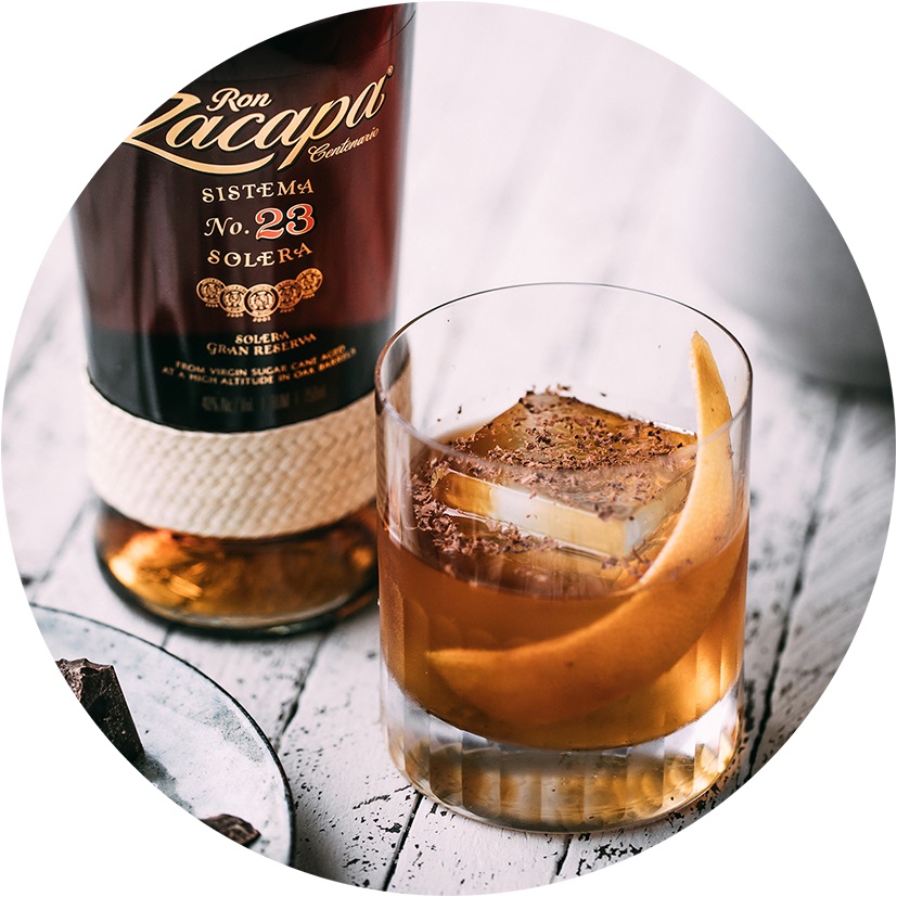 Цветът на годината 2025 - Mocha Mousse, повод за партньорство между Zacapa и Pantone