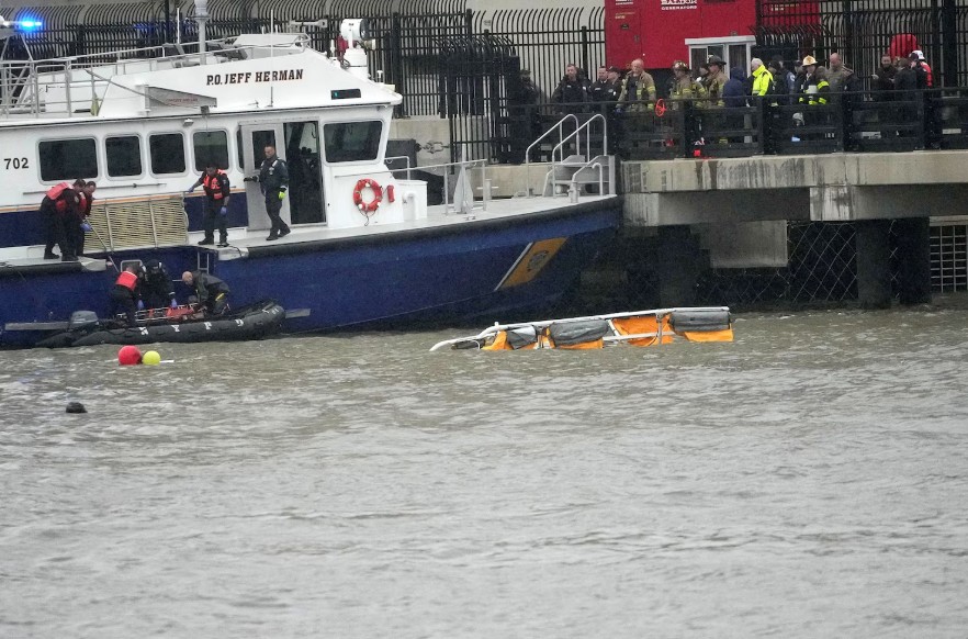 Шефът на испанския филиал на "Сименс", семейството му и пилотът са загинали при падането на хеликоптер в река Хъдсън