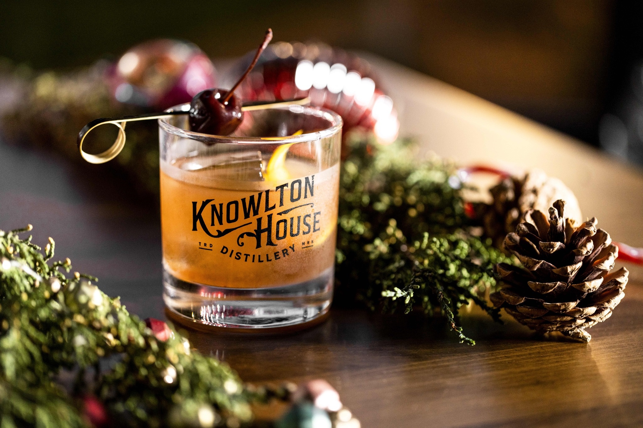 Knowlton House Distillery предлага TenHead: водка и джин от мляко 2 Knowlton House Distillery предлага TenHead : водка и джин от мляко