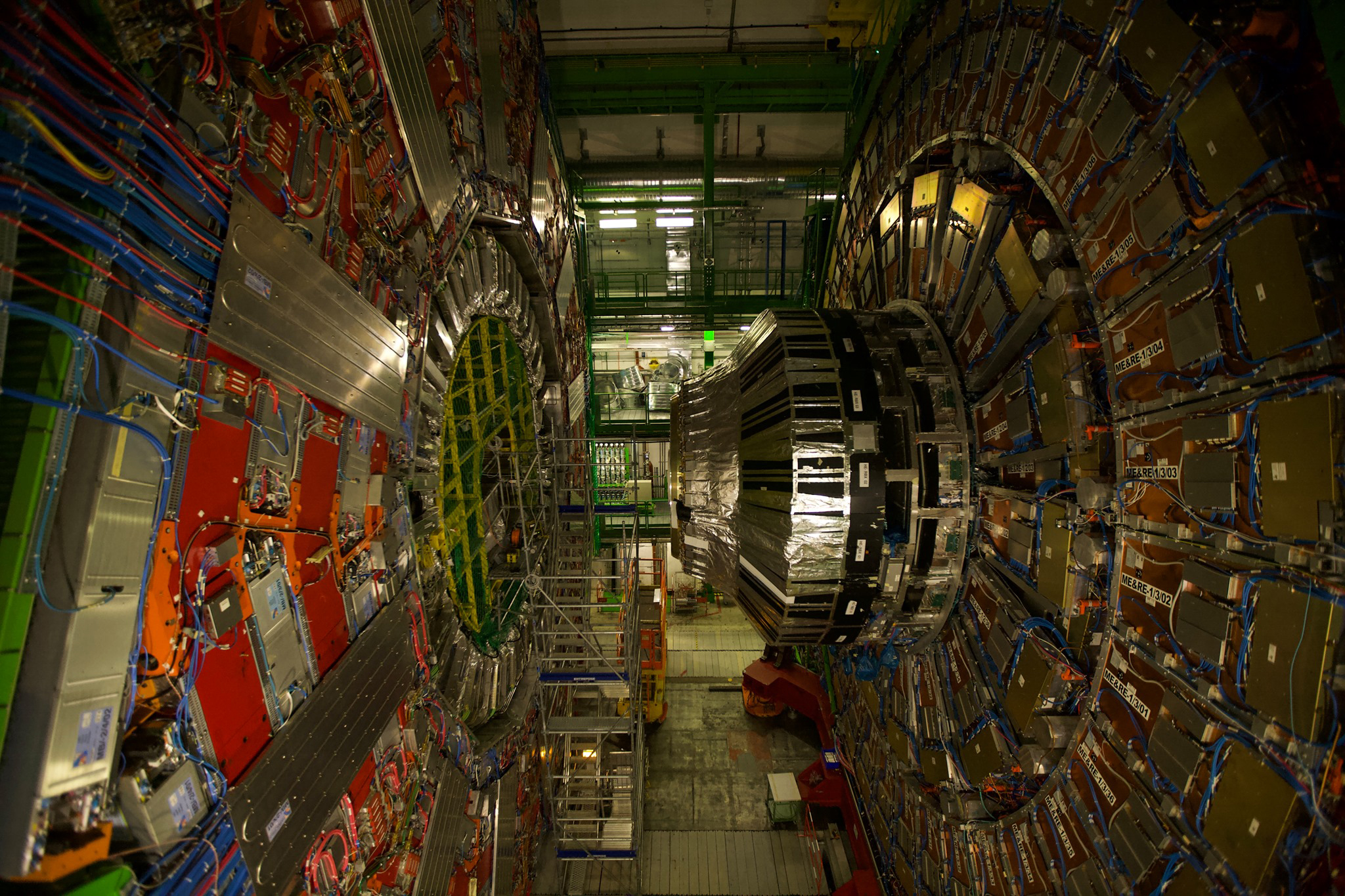 CERN разглежда възможността за Бъдещ кръгов колайдер (FCC)