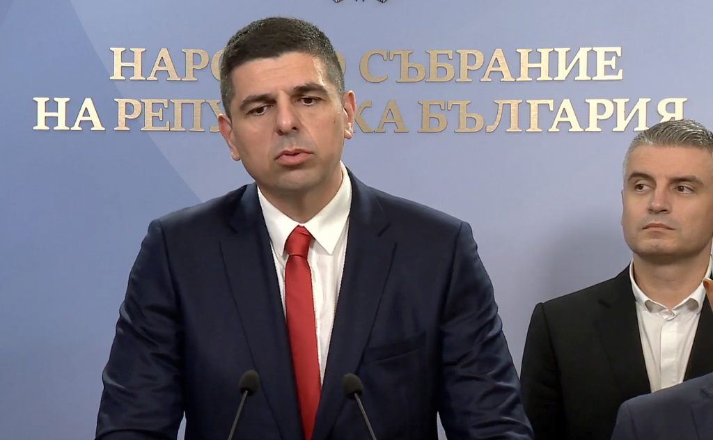 Преговорите прекъснаха не защото не харесваме Росен Желязков, заяви Мирчев