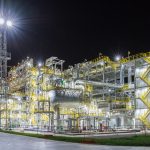 Казахстанският магнат Кенес Ракишев инвестира в бизнеса с електромобили