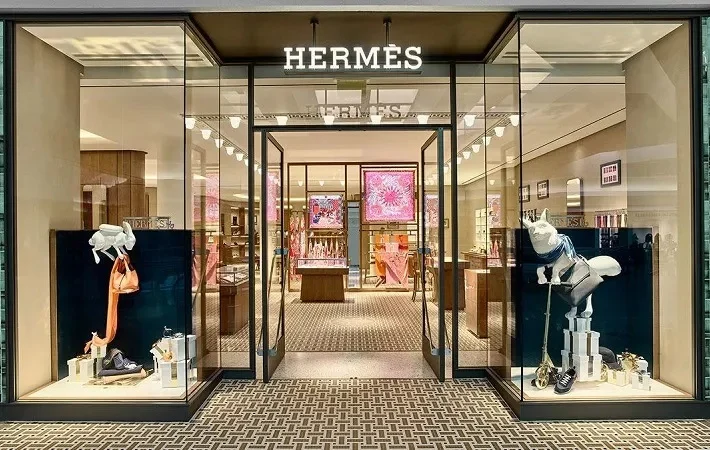 Hermès оглавява класацията на FashionUnited за най-ценните модни марки за 2026 г. за първи път
