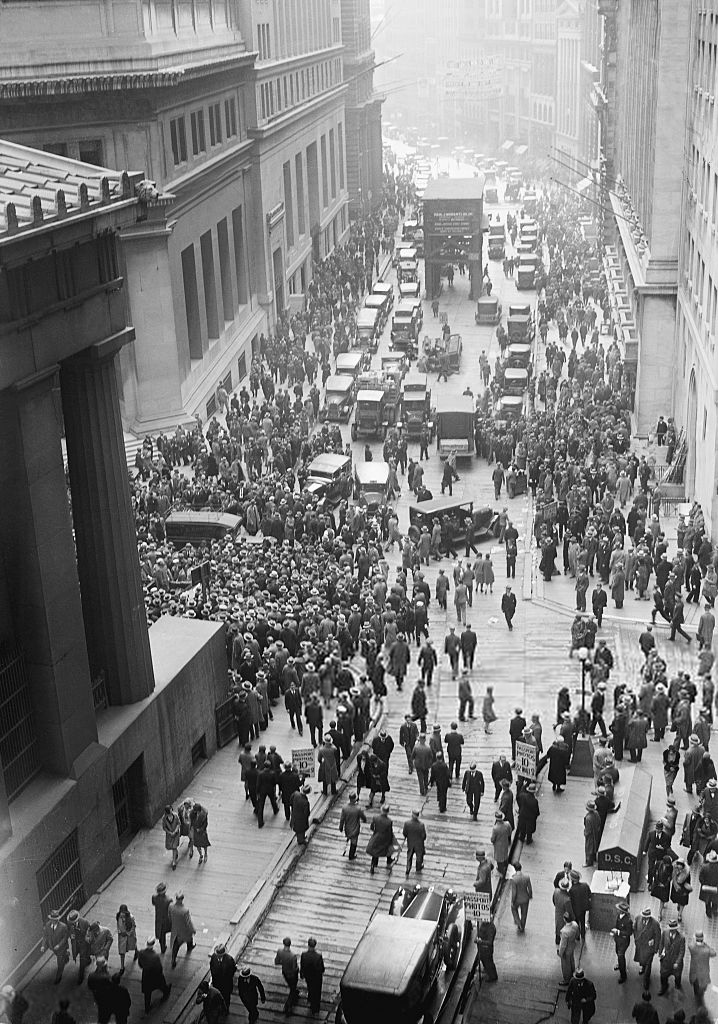 horata sabrali se na uolstrijt pri kraha ot 1929 godina nyse