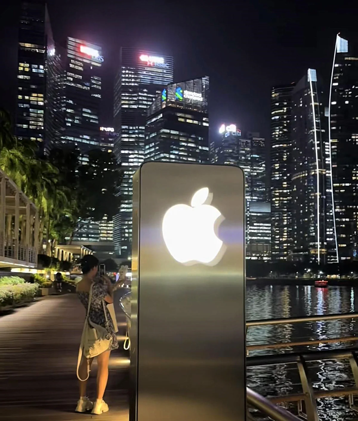 Apple влиза в елитния клуб на Microsoft и Nvidia с пазарна оценка от 4 трилиона долара 1 Apple влиза в елитния клуб на Microsoft и Nvidia с пазарна оценка от 4 трилиона долара