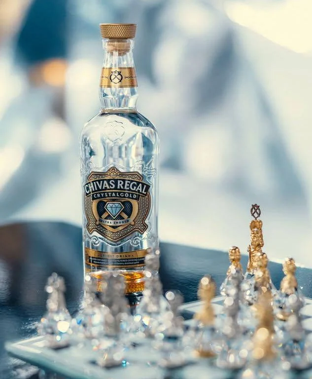 Chivas Regal представя първата прозрачна спиртна напитка Crystalgold