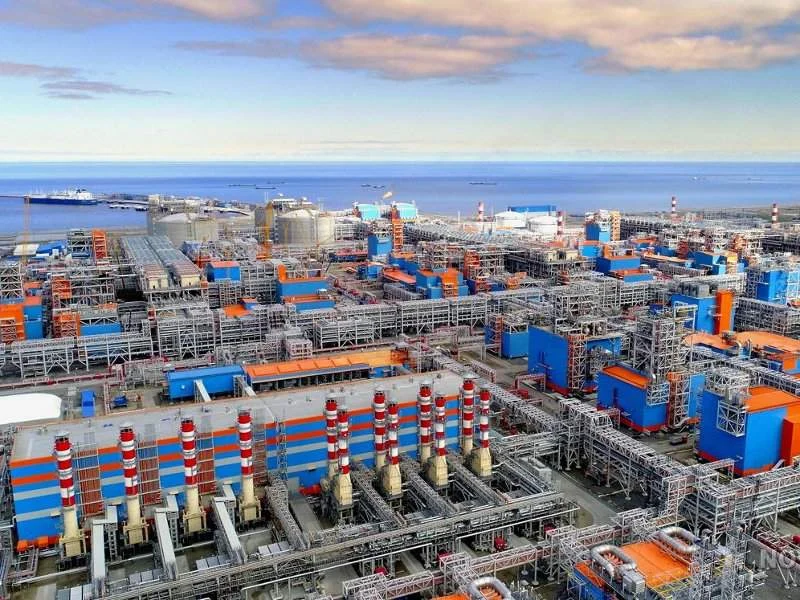 ЕС е купил рекордните 9.89 тона втечнен природен газ от водещия руски завод „Ямал СПГ“