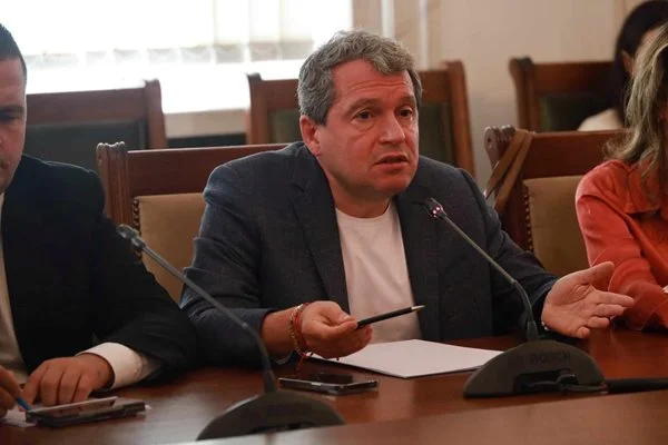 закрила на детето, тошко йорданов