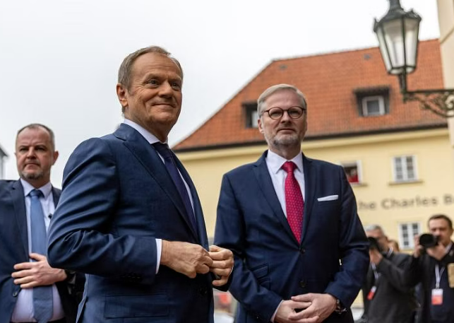 Чехия и Полша не планират да изпращат войски в Украйна