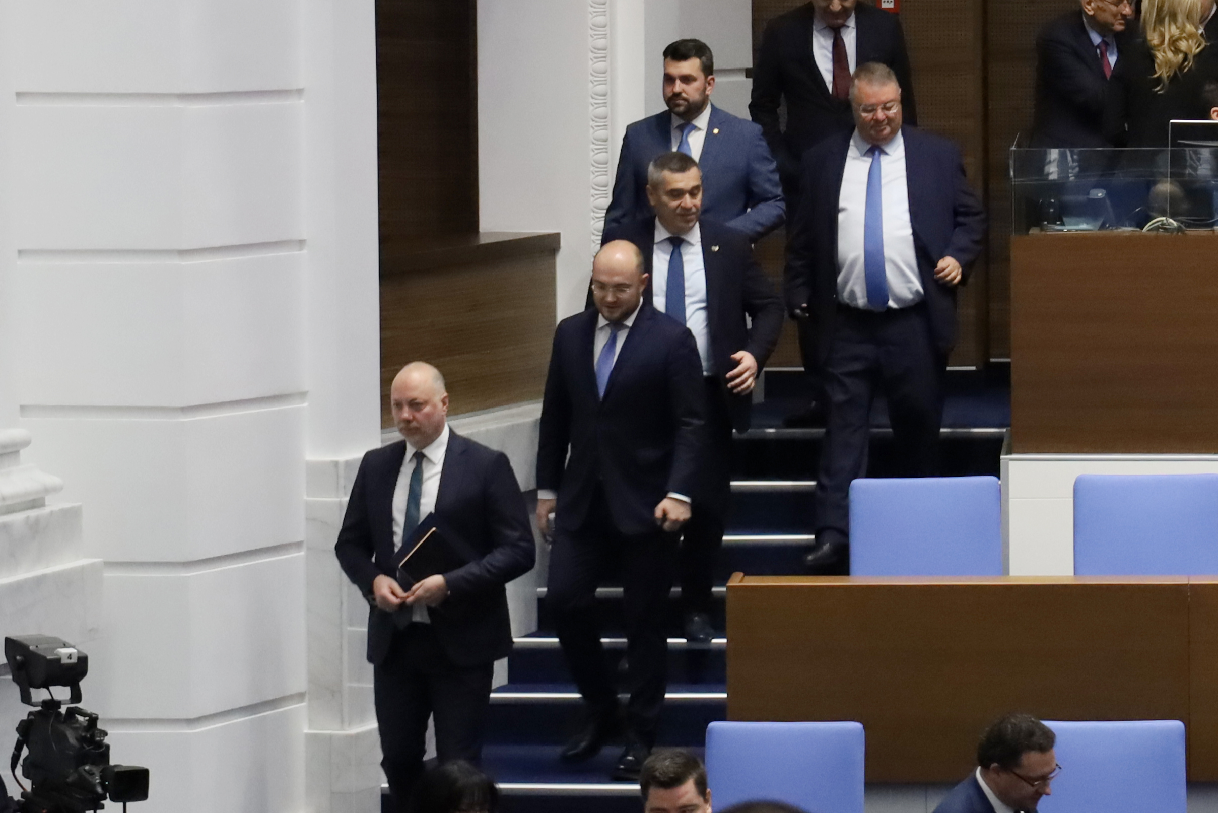 Парламентът ще приеме промени в Закона за кредитните институции и инвестиционните посредници