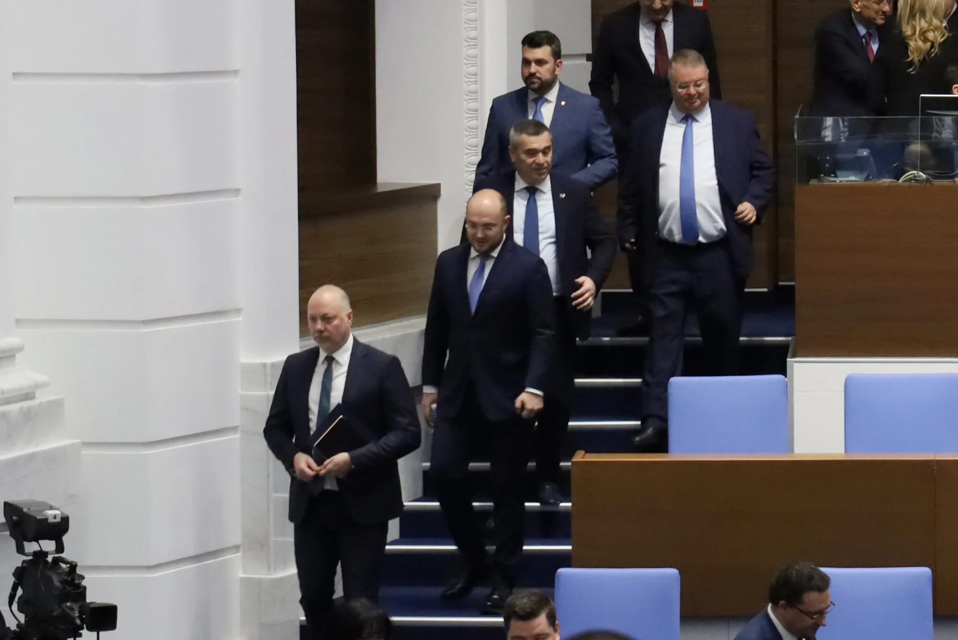 Парламентът ще приеме промени в Закона за кредитните институции и инвестиционните посредници