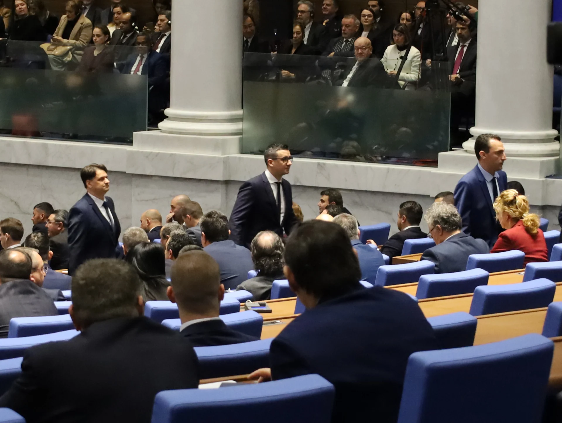 Депутатите излизат в коледна ваканция от 22 декември до 10 януари