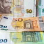 Търговците постепенно преминават към цени само в евро, потребителите се притесняват от поскъпване
