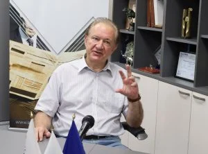 Проф. Веселин Поповски