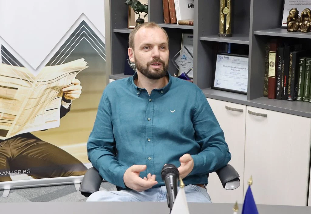 Мустафа Емин