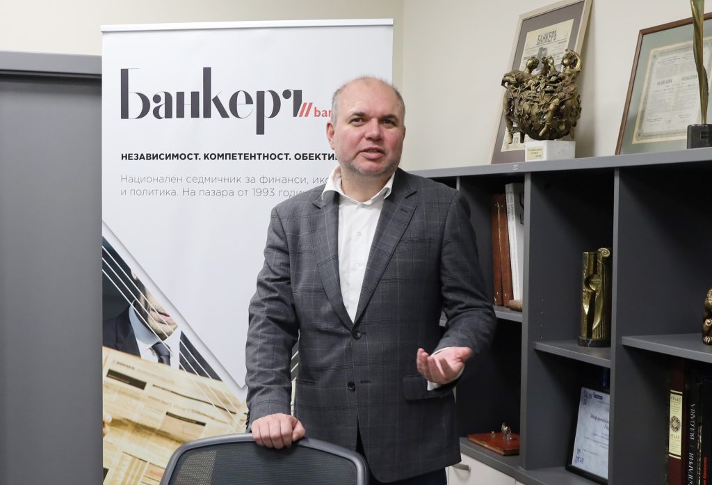 Владислав Панев