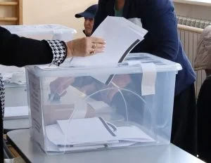 опозицията, Висока е избирателната активност на българите в Брюксел