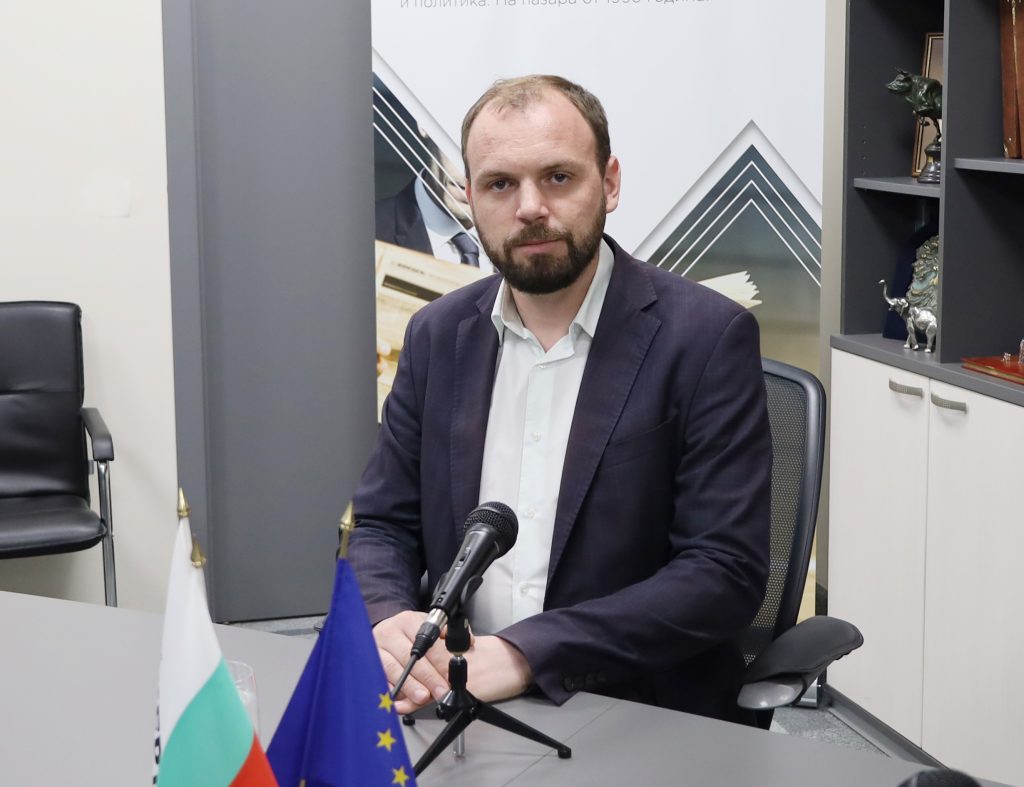 Мустафа Емин