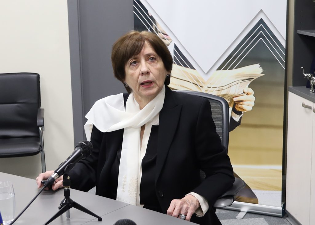 Ренета Инджова: Когато децата спят - растат, когато народите спят - умират (част 2) 10 Ренета Инджова