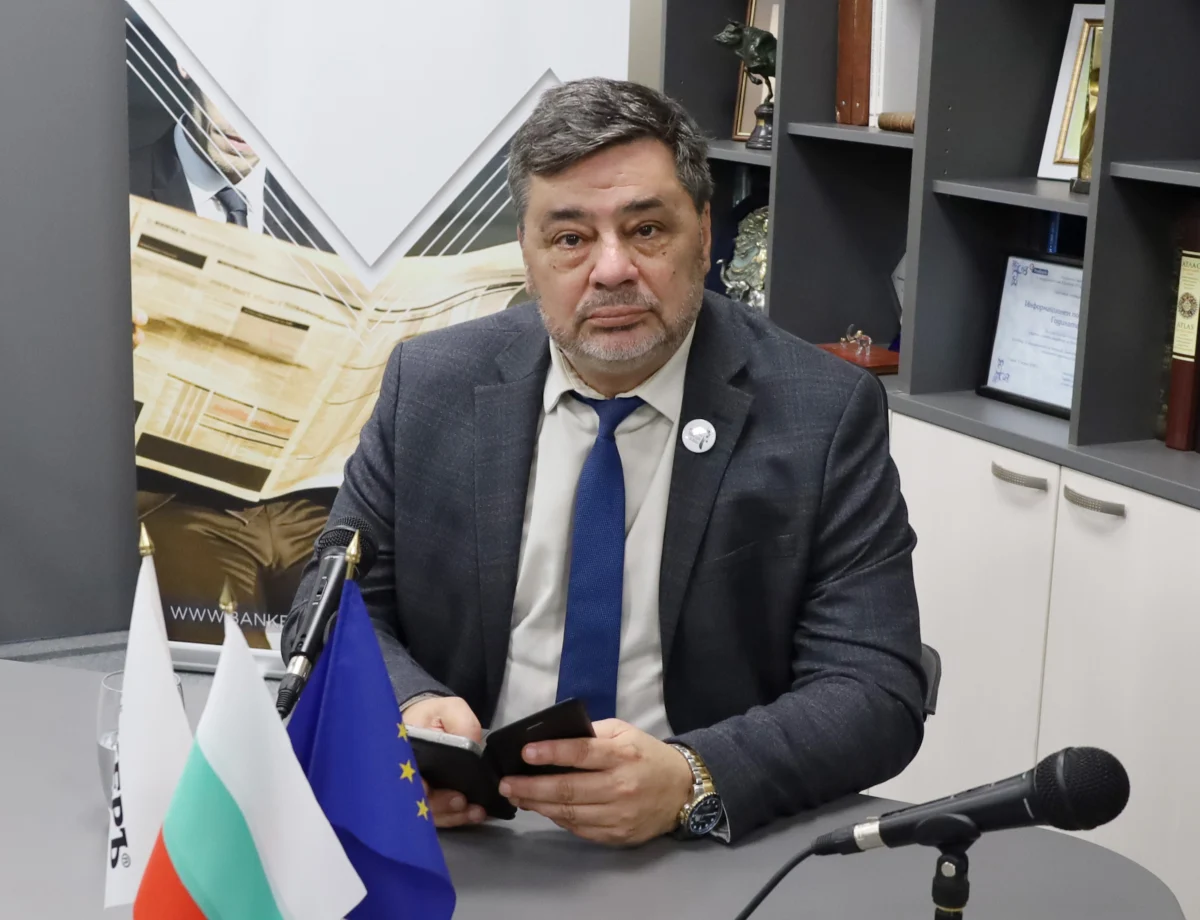 Величков вижда възможност за разплитане на аферата „Осемте джуджета“ след оттеглянето на Сарафов