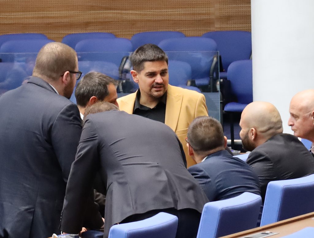 МЕЧ предлага пълна забрана за частния хазарт 8 МЕЧ предлага забрана за частния хазарт
