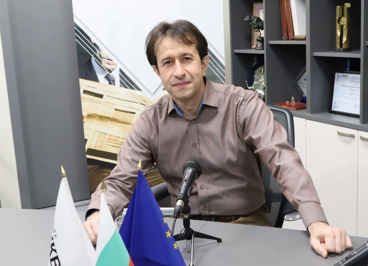 Корман Исмаилов се закани на директора на "Български пощи" - ще му намаля заплатата!