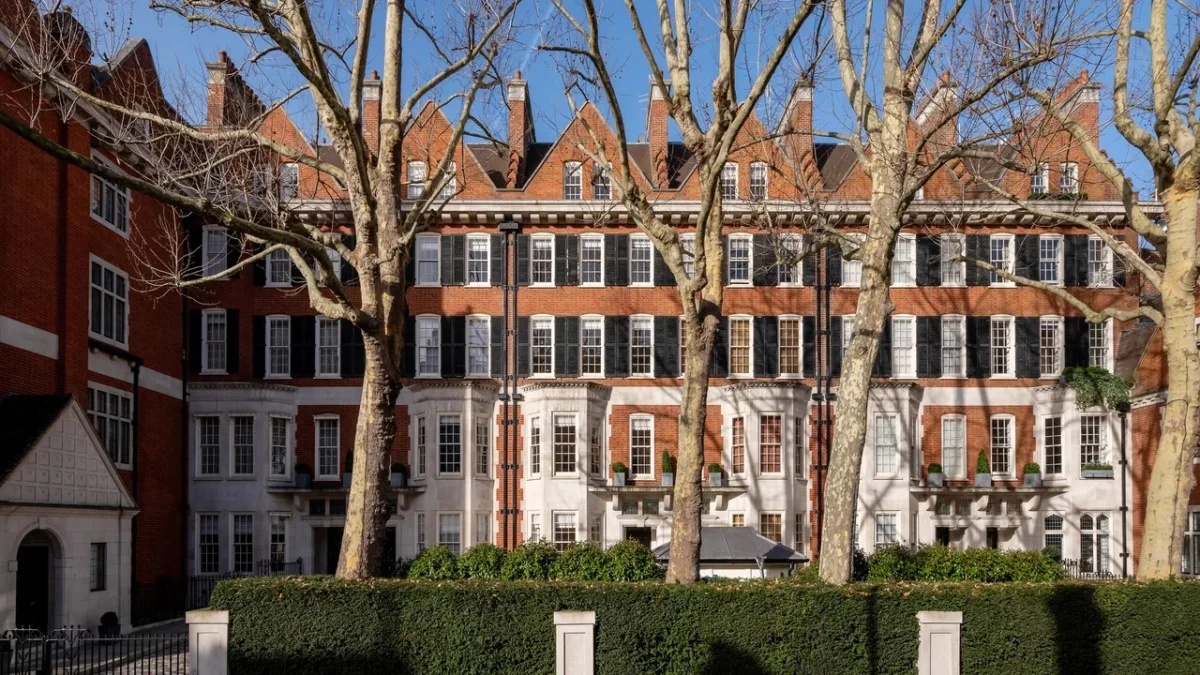  Съпругата на Джак Ма купува бившето италианско посолство в Лондон за 19.5 млн. паунда 