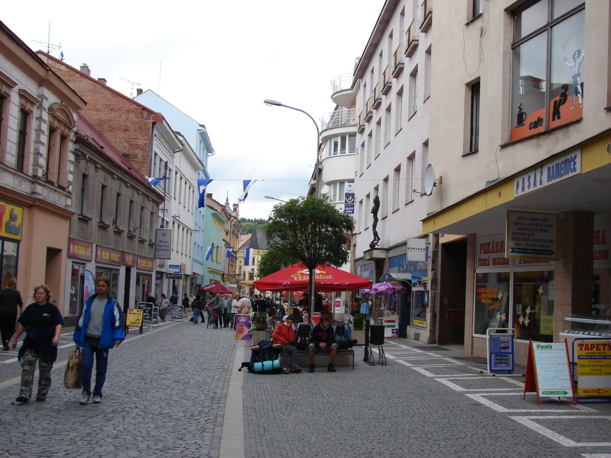 iz ulicite na nachod