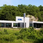 Нидерландският технологичен гигант ASML разширява присъствието си в САЩ