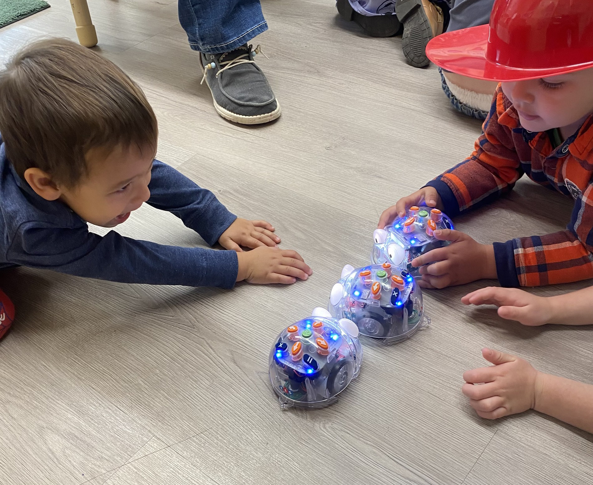 Инвеститорски интерес към роботите-компаньони с изкуствен интелект