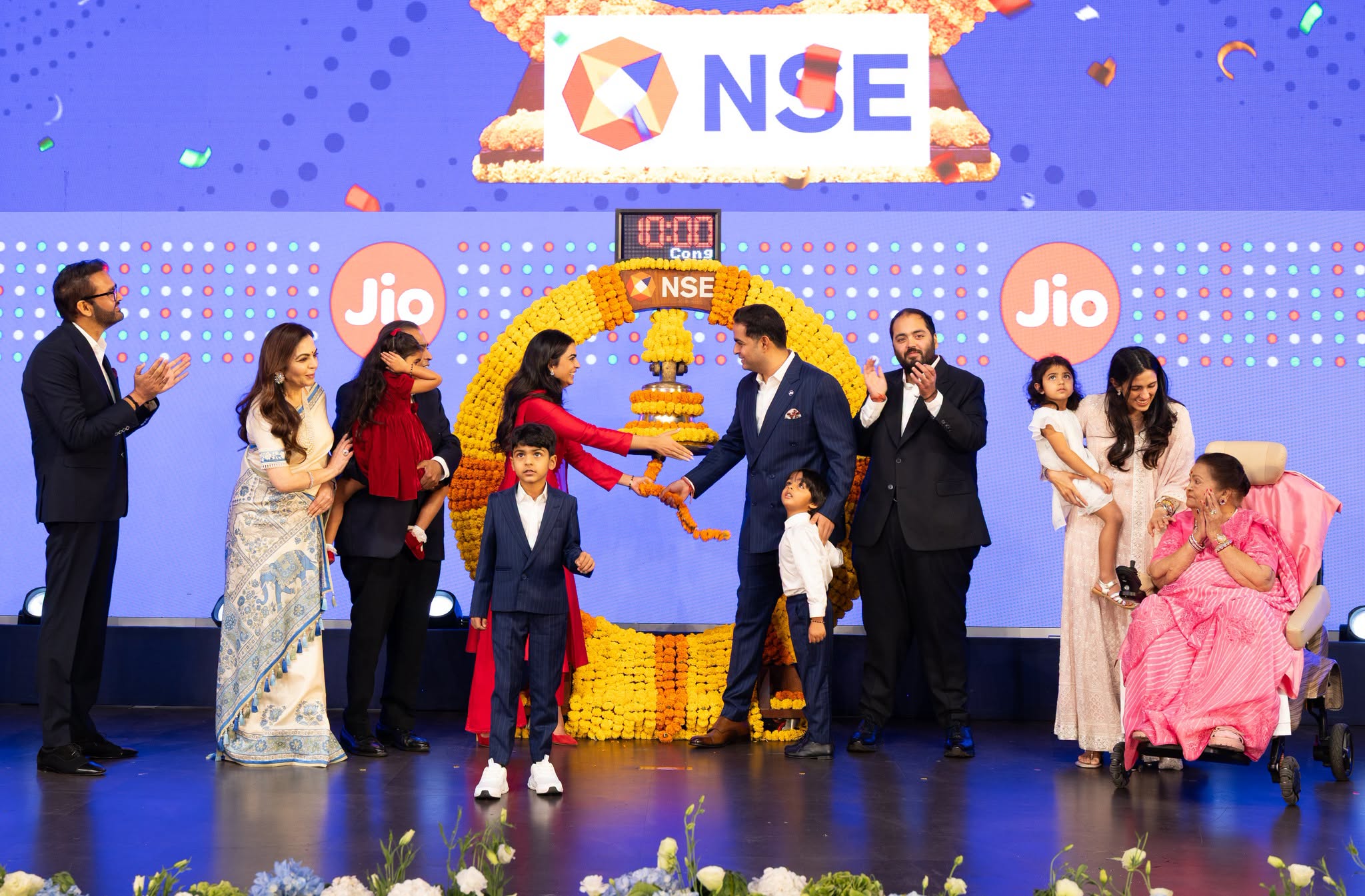 Jio Platforms дебютира на борсата в Индия с оценка от 131.5 млрд. долара 2 Jio Platforms дебютира на борсата в Индия с оценка от 131.5 млрд. долара